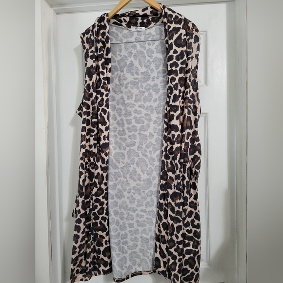 Tops - Leopard Print Open Cardigan